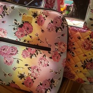 LUV Betsey, Pastel Multi matching travel set